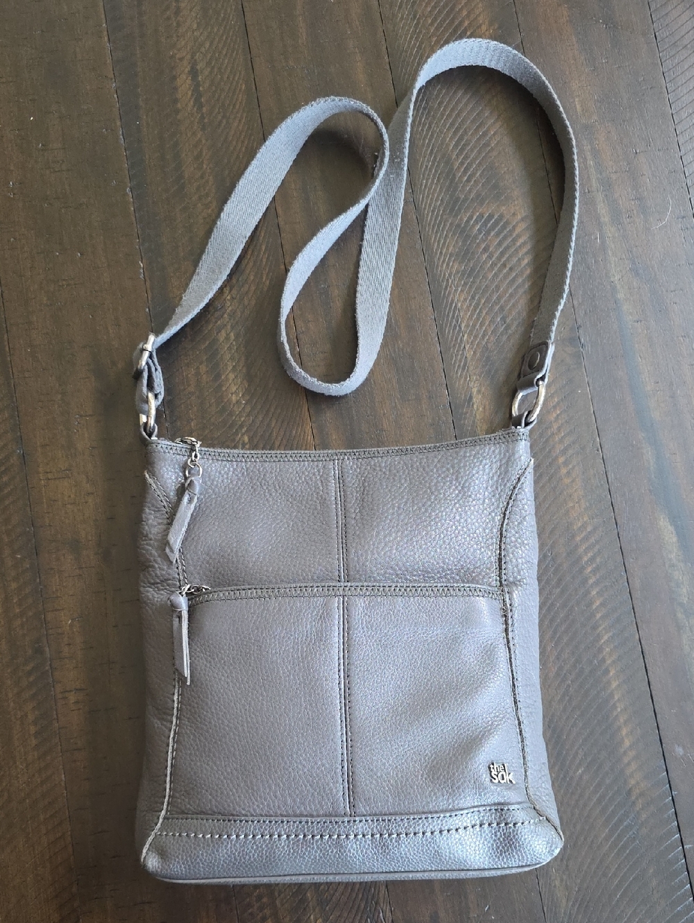 The Sak Crossbody Gray Pebbled Leather Bag 10.5" X 11"